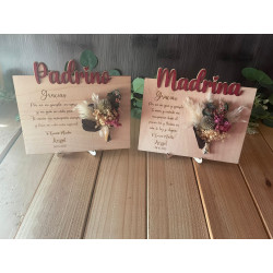 Placas de madera con flores preservadas