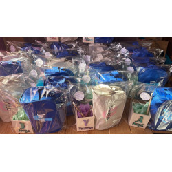 Ideales estos pack de lapicero, lapiz y bolsa de aseo,