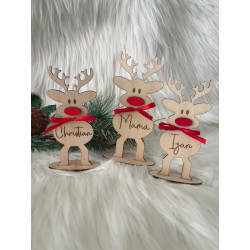 Familia de renos personalizados con peana independiente.